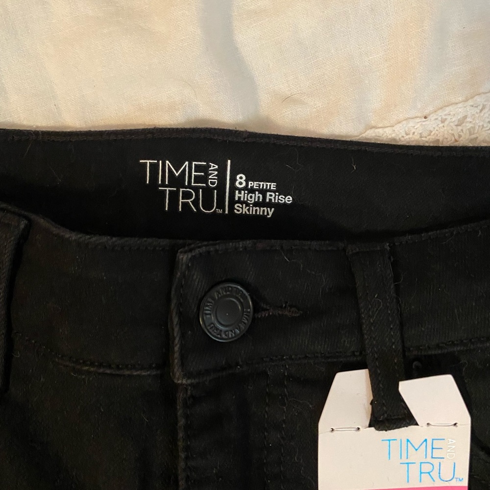Black skinny jeans
